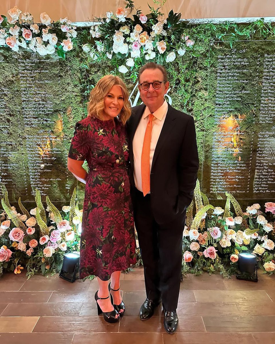 alicegoodhair's tweet image. A beautiful night in Stockton. Honored to have attended this year’s charity dinner hosted by The Marcus Fulton Foundation. Met a lot of beautiful people and shared ideas— hearts full, spirits lifted, and hope shining bright. #CharityDinner #GratefulHearts #GivingBackTogether