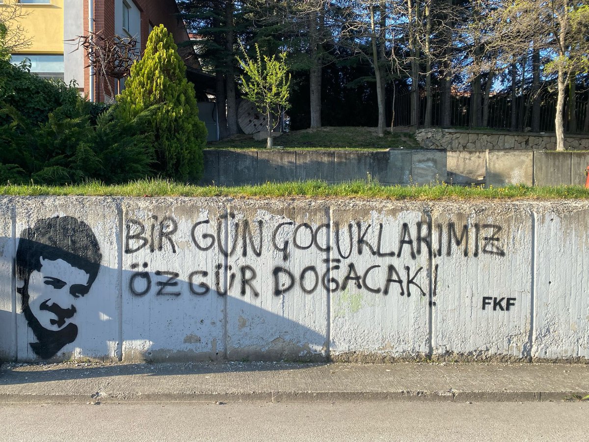 moltisanti (@ingmarohmer) on Twitter photo 