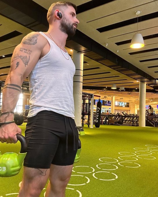 2 pic. 🐒☀️💪🏽 https://t.co/q0pFmqprO4