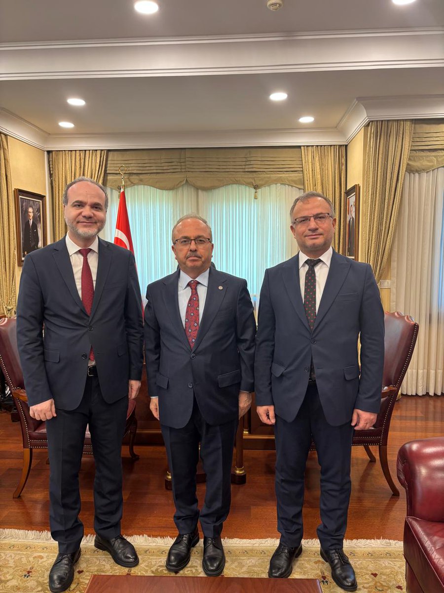 Hasan USLU 🇹🇷 (@drhasanuslu) on Twitter photo Bakü Büyükelçisi Sayın Prof.Dr.Birol Akgün hocamızı ziyaret ederek Baküde yaptığımız çalışmalarda Niğde Ömer Halisdemir Üniversitesine verdiği desteklerden dolayı teşekkürlerimizi ilettik. 
Kendisine yapmış oldukları hayırlı işlerinin devamını diliyorum. 
#Niğde
#Nöhü Bakü Büyükelçisi Sayın Prof.Dr.Birol Akgün hocamızı ziyaret ederek Baküde yaptığımız çalışmalarda Niğde Ömer Halisdemir Üniversitesine verdiği desteklerden dolayı teşekkürlerimizi ilettik. 
Kendisine yapmış oldukları hayırlı işlerinin devamını diliyorum. 
#Niğde
#Nöhü