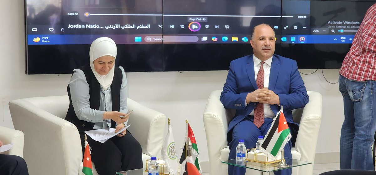 هيئة تنظيم قطاع الطاقة والمعادن (@emrcgov) on Twitter photo عطوفة الرئيس التنفيذي المهندس زياد السعايدة من حفل اطلاق ١٠٤ خدمة الكترونية جديدة 
أطلقت هيئة تنظيم قطاع الطاقة والمعادن اليوم وبالتعاون مع وزارة الاقتصاد الرقمي والريادة ١٠٤ خدمات الكترونية جديدة، لتكون هذه الخدمات تحقيقا للتوجهات الملكية بالاسراع في التحول الرقمي. عطوفة الرئيس التنفيذي المهندس زياد السعايدة من حفل اطلاق ١٠٤ خدمة الكترونية جديدة 
أطلقت هيئة تنظيم قطاع الطاقة والمعادن اليوم وبالتعاون مع وزارة الاقتصاد الرقمي والريادة ١٠٤ خدمات الكترونية جديدة، لتكون هذه الخدمات تحقيقا للتوجهات الملكية بالاسراع في التحول الرقمي.