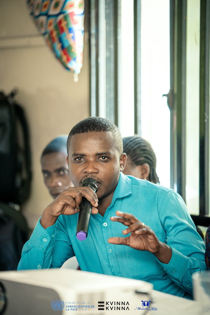 mwanamke_kesho's tweet image. Excited to share our recent sensitization session with 25 community leaders in Kabare, including 20 young women and 5 young men! We focused on gender equality and the #SASATogether approach, emphasizing the need for community support in amplifying women’s voices in peacebuilding.