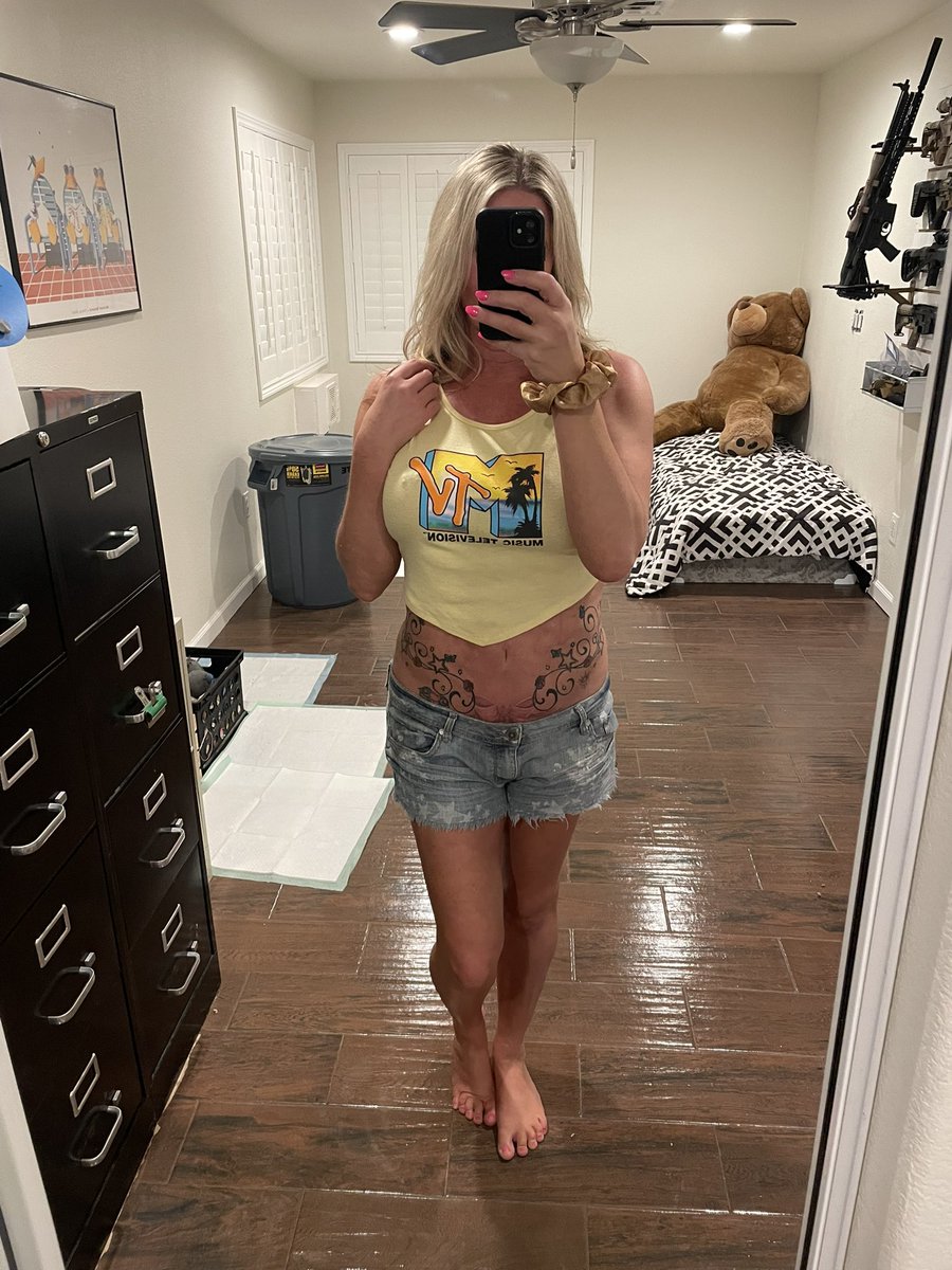 Content from nikkilynnerotic