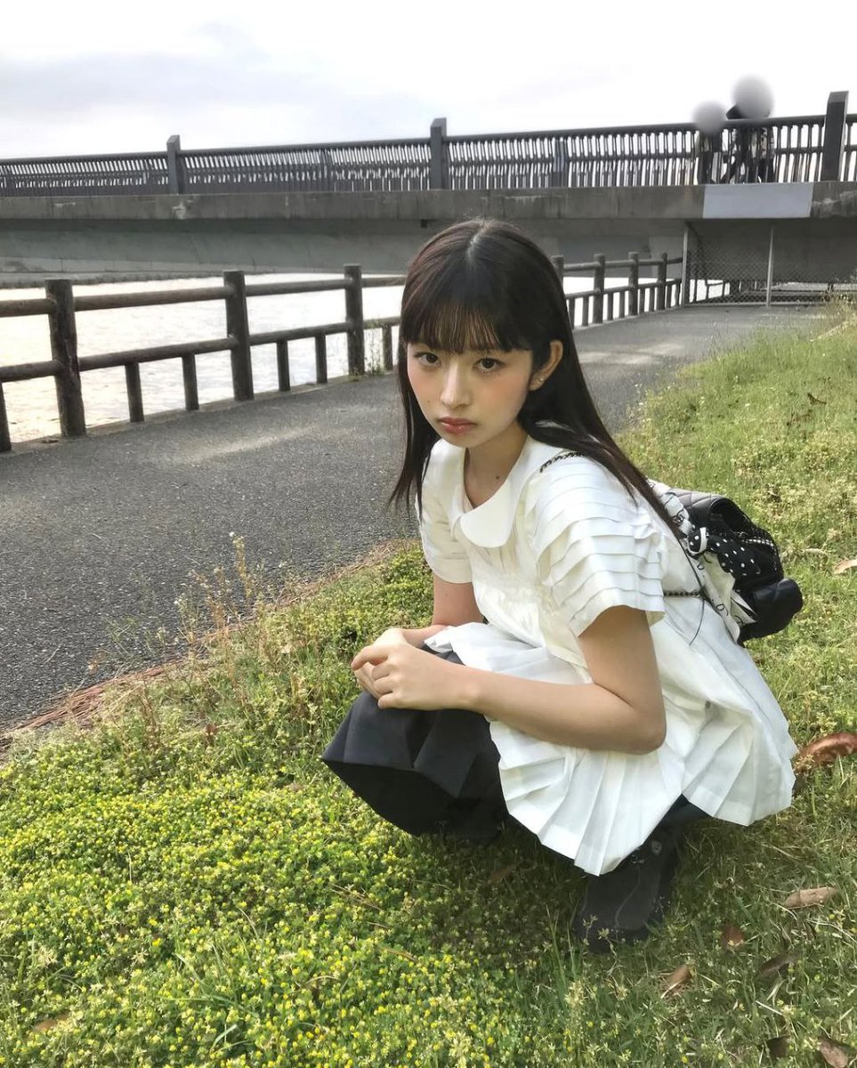 ive__italia's tweet photo. [📸] @/reinyourheart INSTAGRAM UPDATE 🐥

Una passeggiata

#IVE #REI https://t.co/tzIkTIgJEb