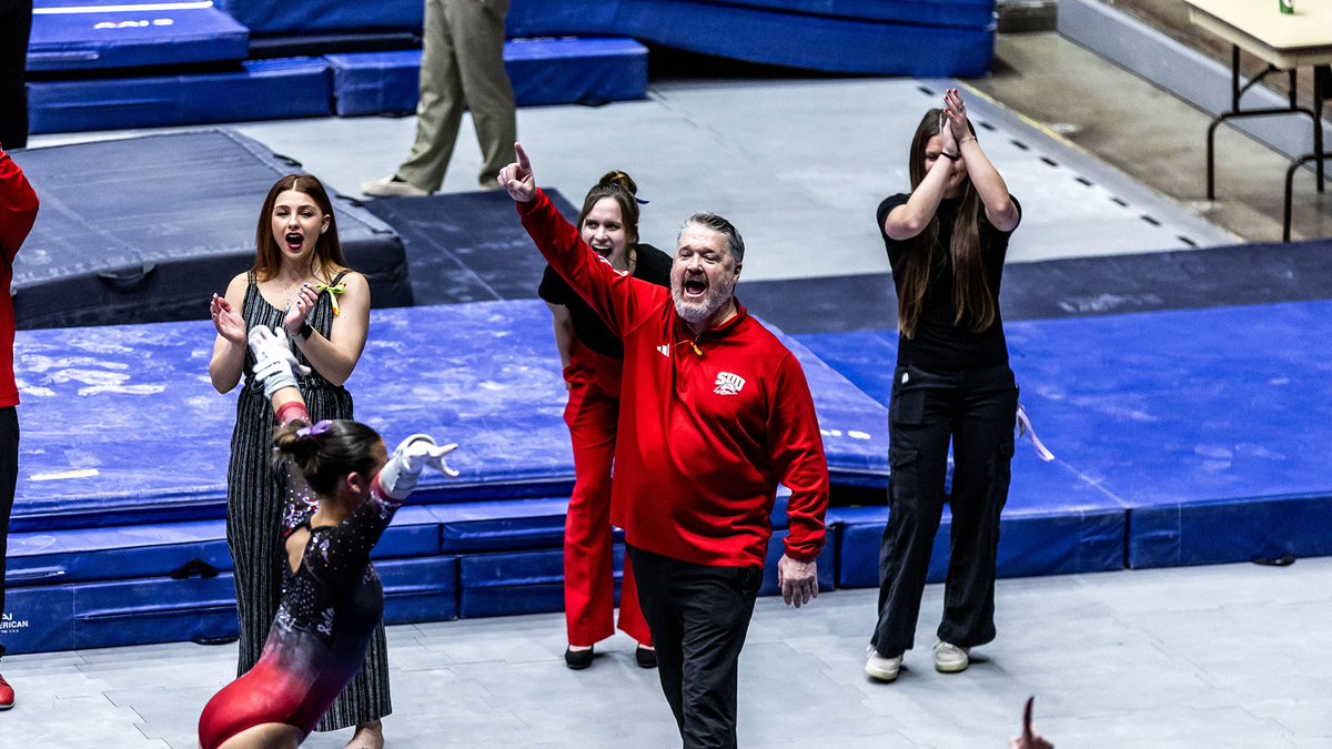 Leadership, Legacy, and Leaps Forward: The Flippin' Birds 2025 in Review

🗞️: tinyurl.com/3uffkrcu

#OneFamilyOneFight ⚡️ #TBirdNation ⚡️ #RaiseTheHammer