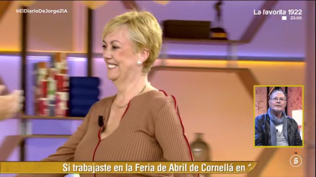 OcurreEnTele's tweet photo. Telecinco, la única cadena (de las 3 más principales) que emite ahora un programa que no sea hablando del Papa.
#ElDiarioDeJorge21A #YAS21A #RTVE https://t.co/aHSedW6Trr