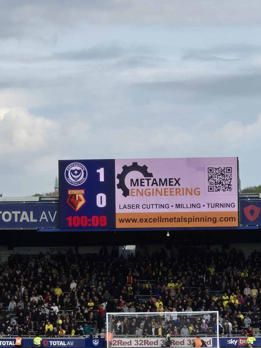 ClementsVicky's tweet image. Up the Championship blues! 💙 #Pompey