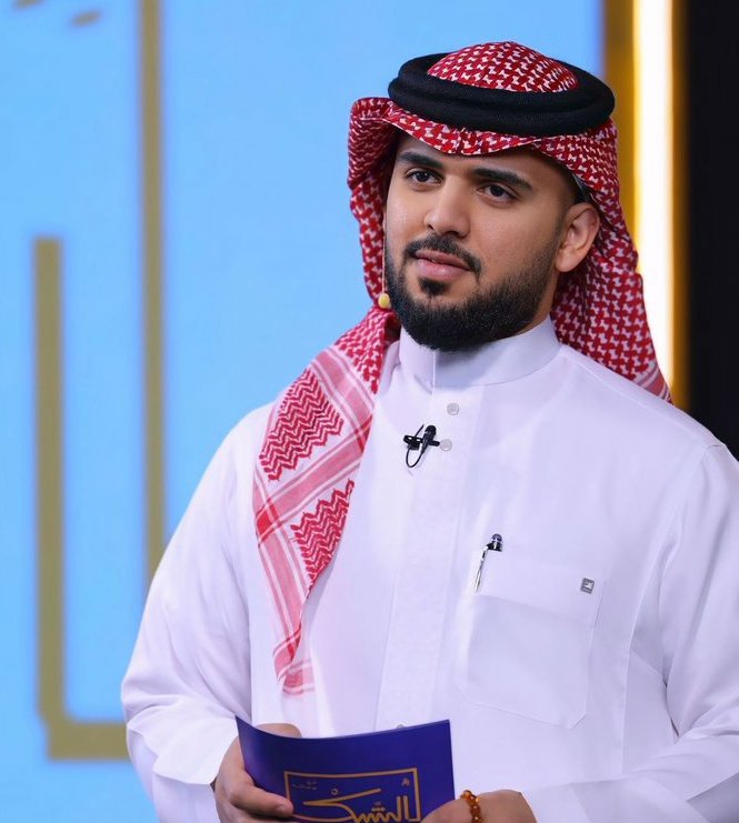 بختار حسابين من التغريدة هذي 
      هدية "20 " الف ريال 
         موعدنا بعد الفجر
رتويت للتغريدة + لايك❤️ + تعليق بنقطه👌
#الهلال_الشباب #مني__التريكي_في_ذمه_الله #القصيم