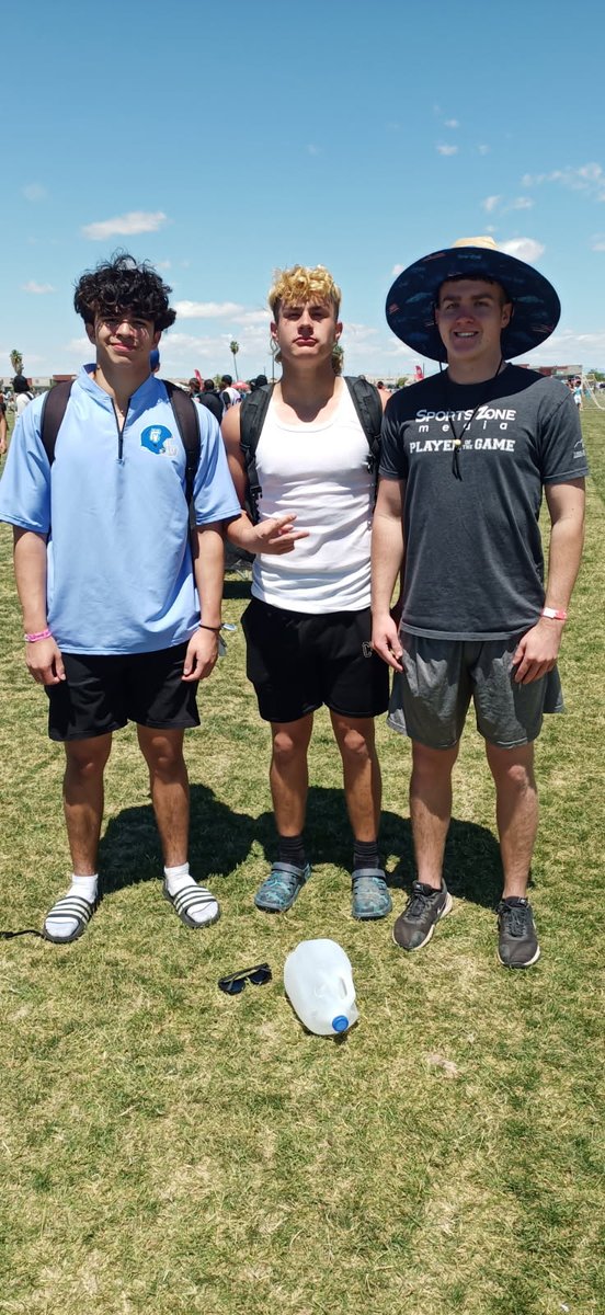Ron Baker (@azcoachron) on Twitter photo Great visit from our guy, South Dakota mines QB <a href="/Qb12_GageBaker/">Gage Baker</a> Supporting his brother <a href="/BakerTreydon/">Treydon Baker</a> <a href="/Brandonacatalan/">Brandon Catalan</a> and The Canyon View HS squad ( white Tank warriors) <a href="/PrepRedzoneAZ/">Prep Redzone Arizona</a> on a beautiful Easter weekend.
<a href="/coachflohr/">Charlie Flohr</a>
<a href="/CodyTCameron/">Cody Cameron</a> <a href="/JUSTCHILLY/">Just Chilly</a> Great visit from our guy, South Dakota mines QB <a href="/Qb12_GageBaker/">Gage Baker</a> Supporting his brother <a href="/BakerTreydon/">Treydon Baker</a> <a href="/Brandonacatalan/">Brandon Catalan</a> and The Canyon View HS squad ( white Tank warriors) <a href="/PrepRedzoneAZ/">Prep Redzone Arizona</a> on a beautiful Easter weekend.
<a href="/coachflohr/">Charlie Flohr</a>
<a href="/CodyTCameron/">Cody Cameron</a> <a href="/JUSTCHILLY/">Just Chilly</a>