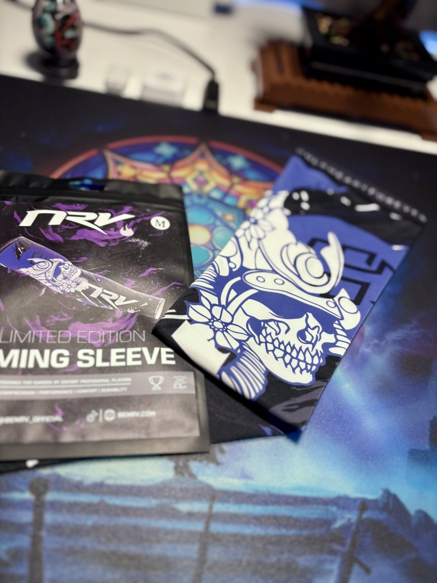 Just wanted to give a big thanks to <a href="/BeNRV_Official/">BeNRV</a> for the insane number of sleeves they sent me a while back

Honestly these are the best I’ve ever used on clothpads 🙂‍↕️
