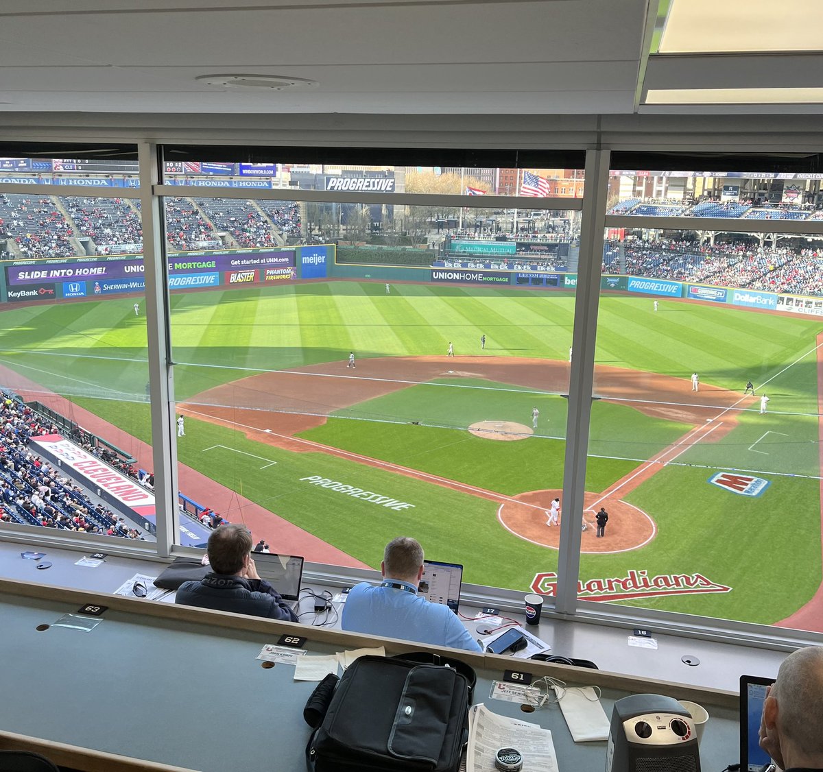 You know what would make this beautiful day even better?

If the Guards beat the brakes off of those damn Yankees #GuardsBall