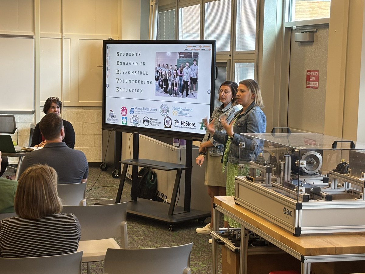 Joseph R. Tellier (@steeleprincipal) on Twitter photo Great job Steele Standout Aiden Workman & Steele Teachers John Agostinelli, Janine New, and Nikki Weaver for sharing all the awesome things going on at MLS!!
#GoodNewsReport
<a href="/CometInnovators/">John Agostinelli</a> Great job Steele Standout Aiden Workman & Steele Teachers John Agostinelli, Janine New, and Nikki Weaver for sharing all the awesome things going on at MLS!!
#GoodNewsReport
<a href="/CometInnovators/">John Agostinelli</a>