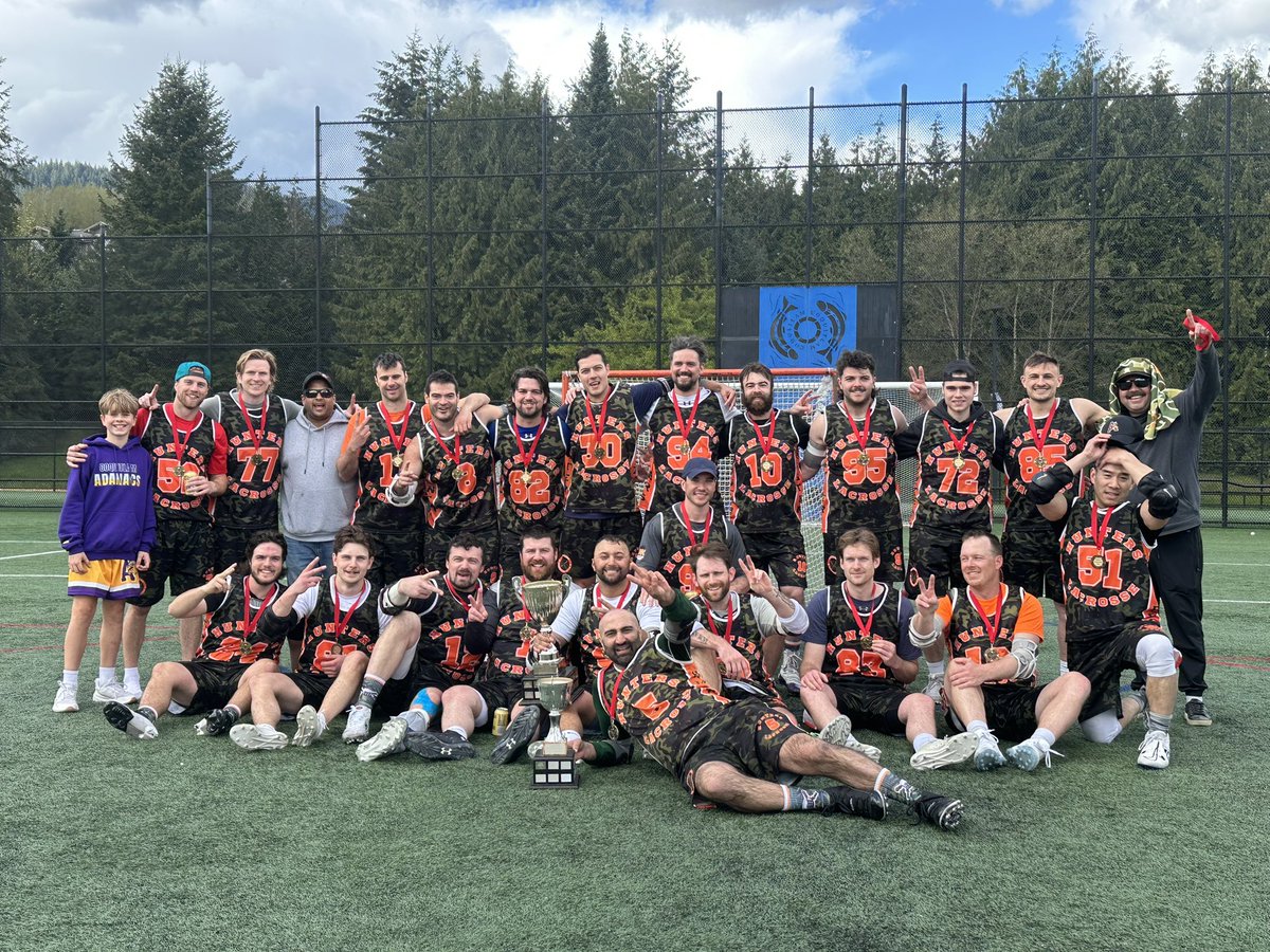 BEERHUNTERLAX's tweet photo. That’s a wrap for this season and your BeerHunters Lacrosse Club are #Back2Back Provincial Champions and this season’s League Champions 
Thank you to all our fans and volunteers who came out on Easter Weekend #HuntersLax #CWFLL https://t.co/b0JE8aZMzL