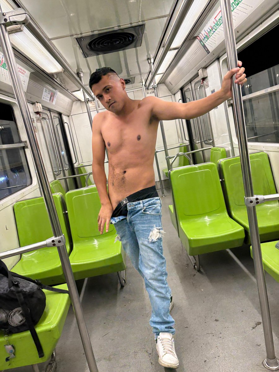 Tururu próxima parada! Mi vrg en tu boca 🍆😳🔥