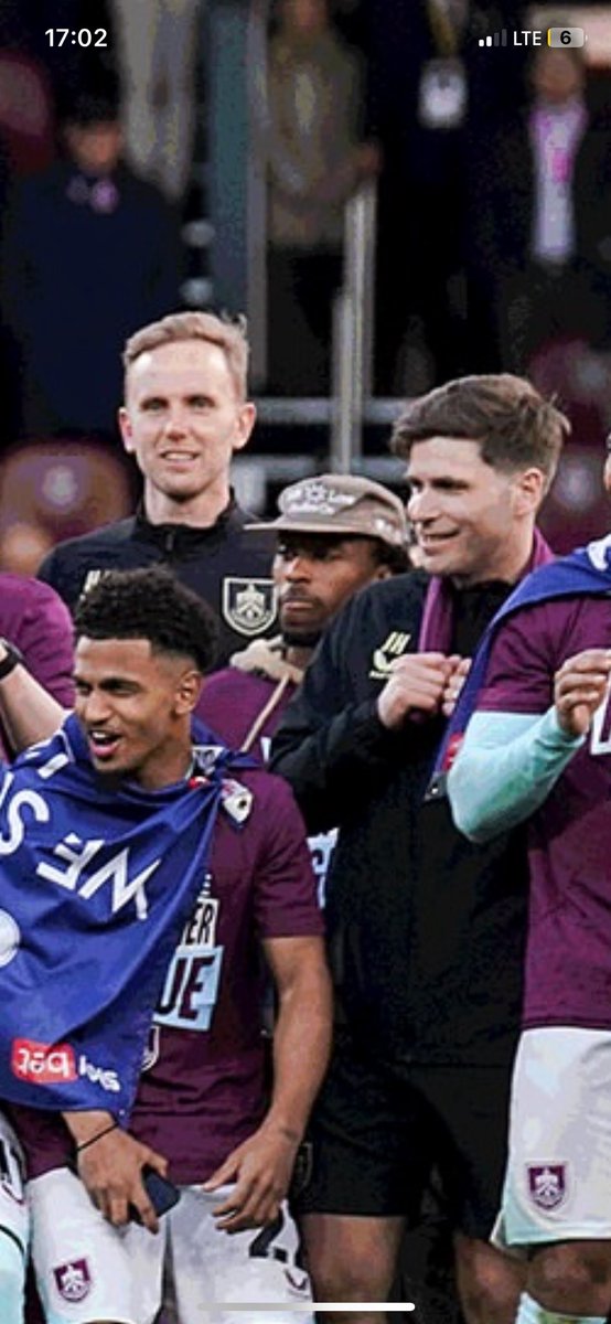 Fadetofoote's tweet image. Trésor spotted…and he looks thrilled.

Genuinely hope he kicks on next season with us. I have no idea what genuinely happened, but there’s Deffo a player there when he’s happy!

#twitterclarets