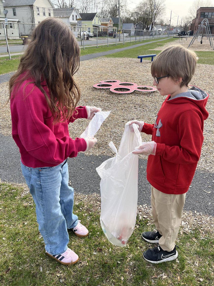 Mrs. Chapman tweet media