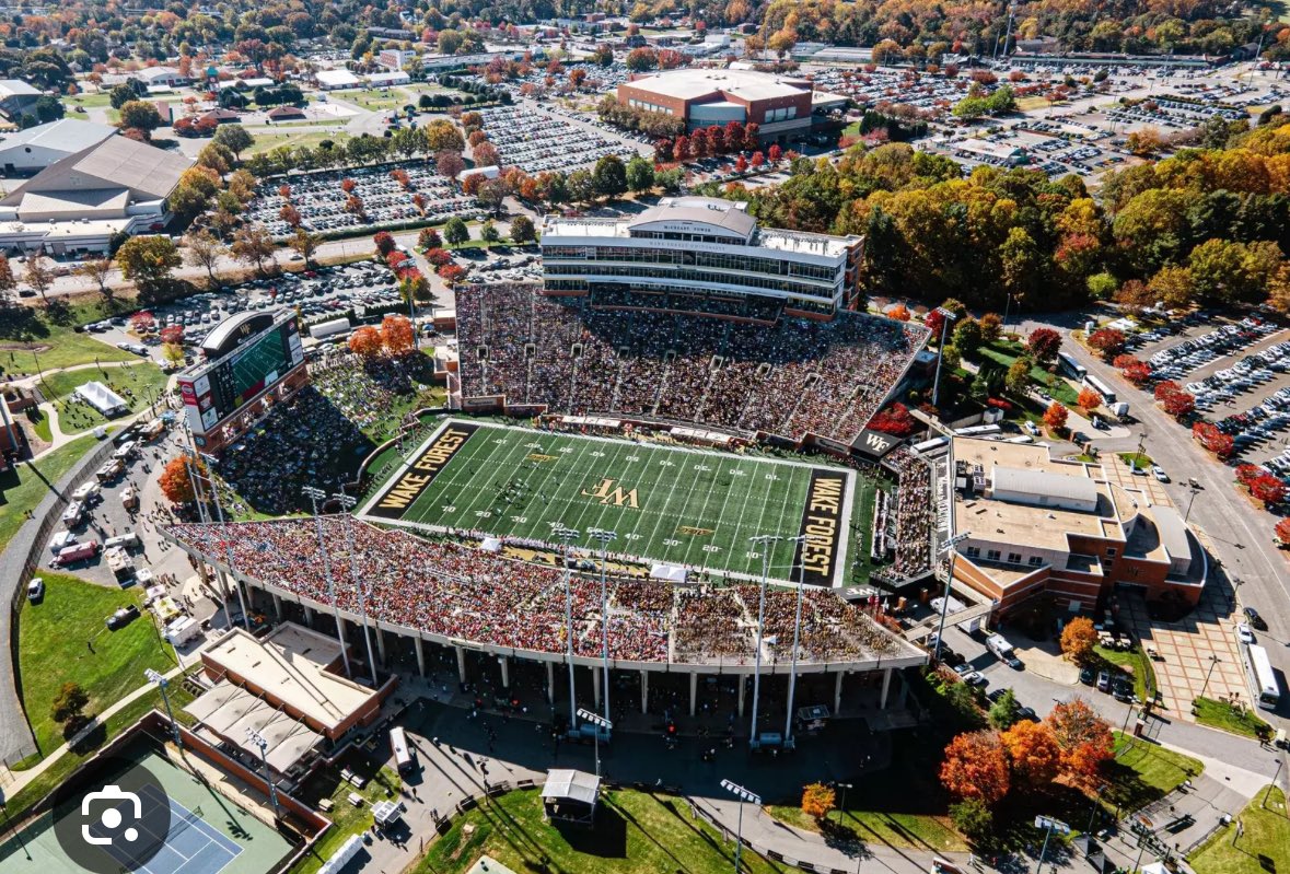 BenBogle3's tweet image. Blessed to receive an offer from Wake Forest!