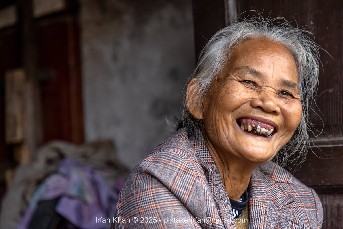 Sharing some photos from a memorable trip to Guangzhou, the capital and largest city of Guangdong Province in China. The view of the city from the Canton Tower was absolutely breathtaking. A night cruise on the Pearl River offered a dazzling display of lights. It was heartwarming
