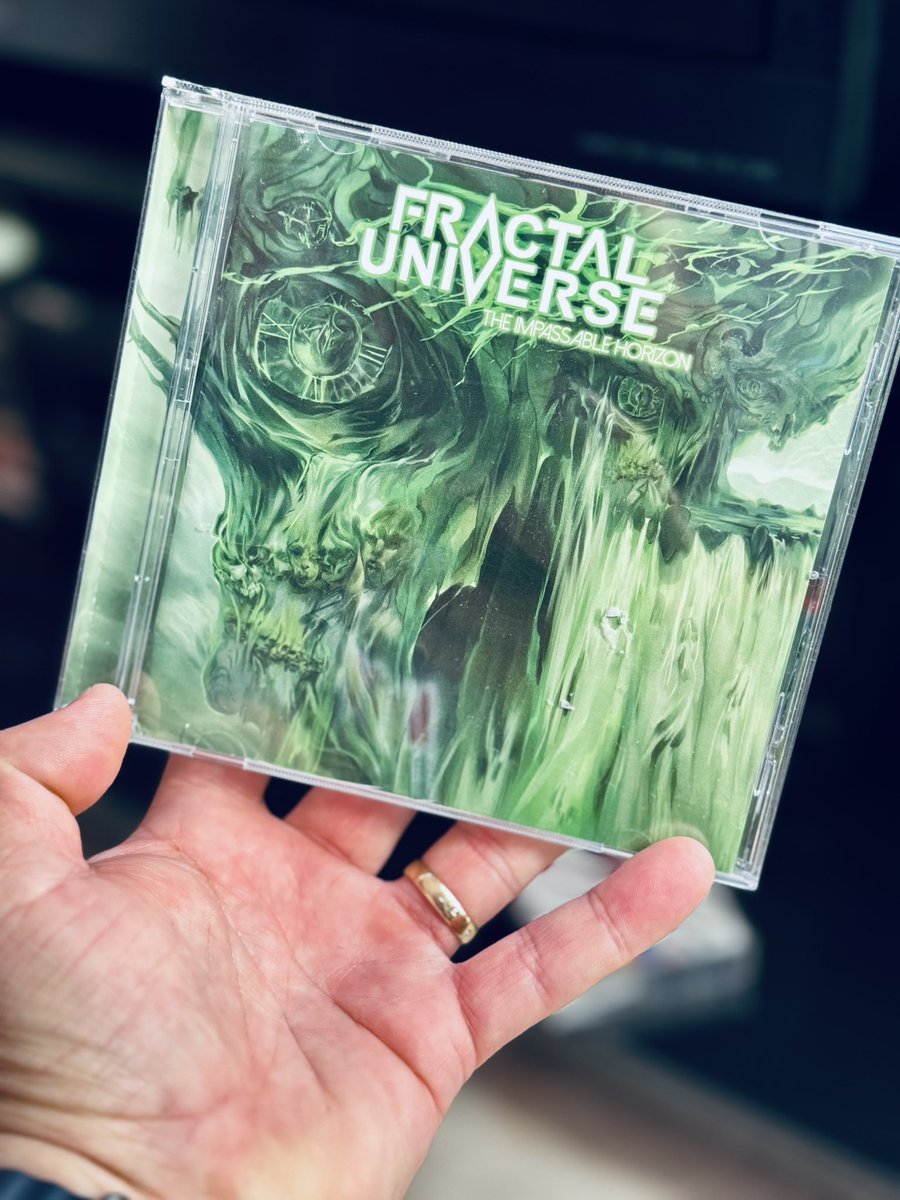 Chris112183's tweet photo. Now playing ๐ฟ ๐ซต๐ฅ๐ค
-Fractal Universe - The Impassable Horizon.
2021 USA & Europe . CD Edition
-Decrepit Birth - Polarity.
2010 US, CD Edition
@FractalUni @decrepitbirth
#Cdmania #Cdcollector https://t.co/01rIkvVQos
