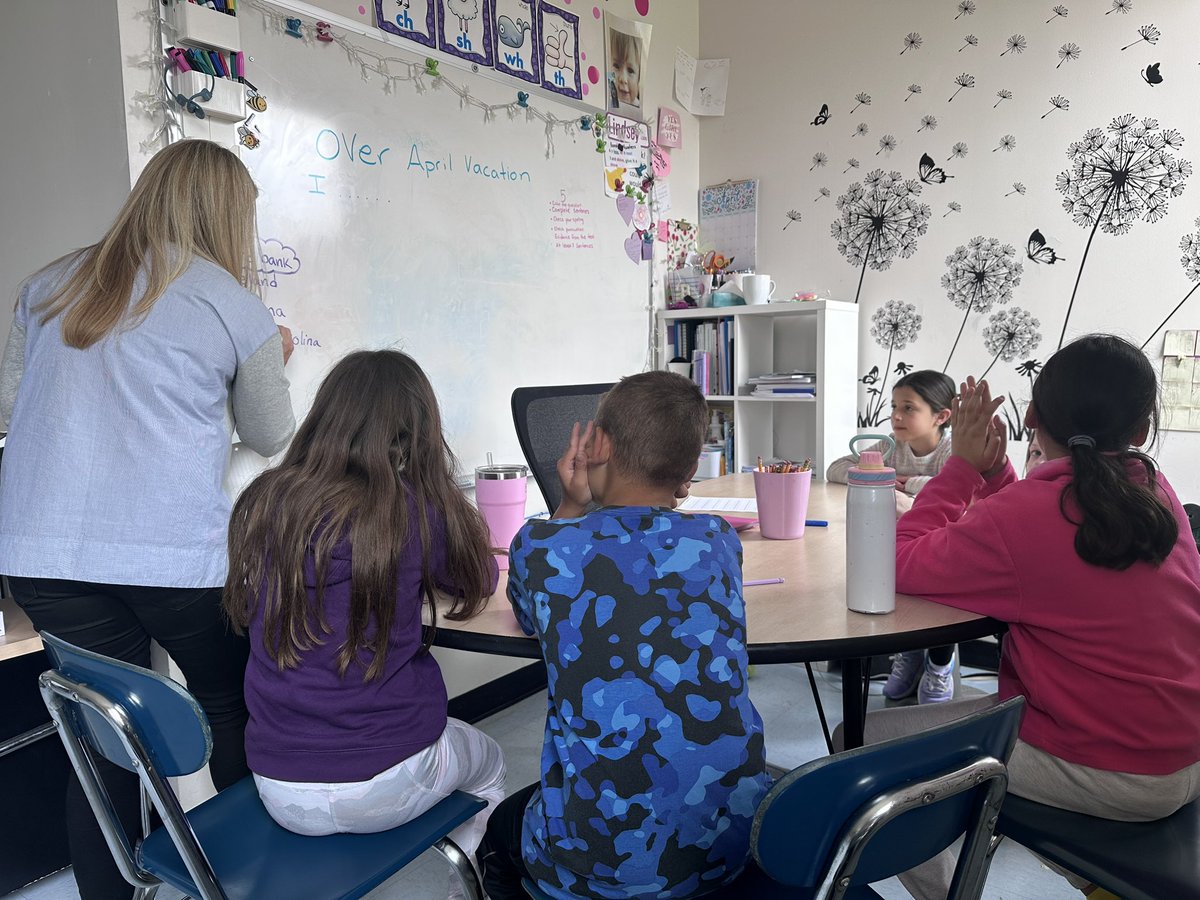 Love seeing brains in motion! Captivated by Mrs. Babyak at ISD!