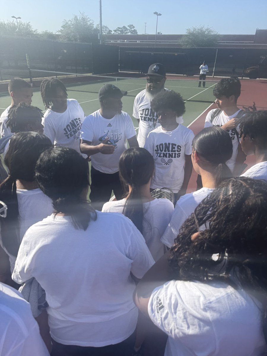 WeAreJones's tweet image. Congratulations to our Jones MS Girls, & Boys for winning 🥇in the Aldine ISD East Division 🎾🏓 Tennis Tournament! 🏆🏆