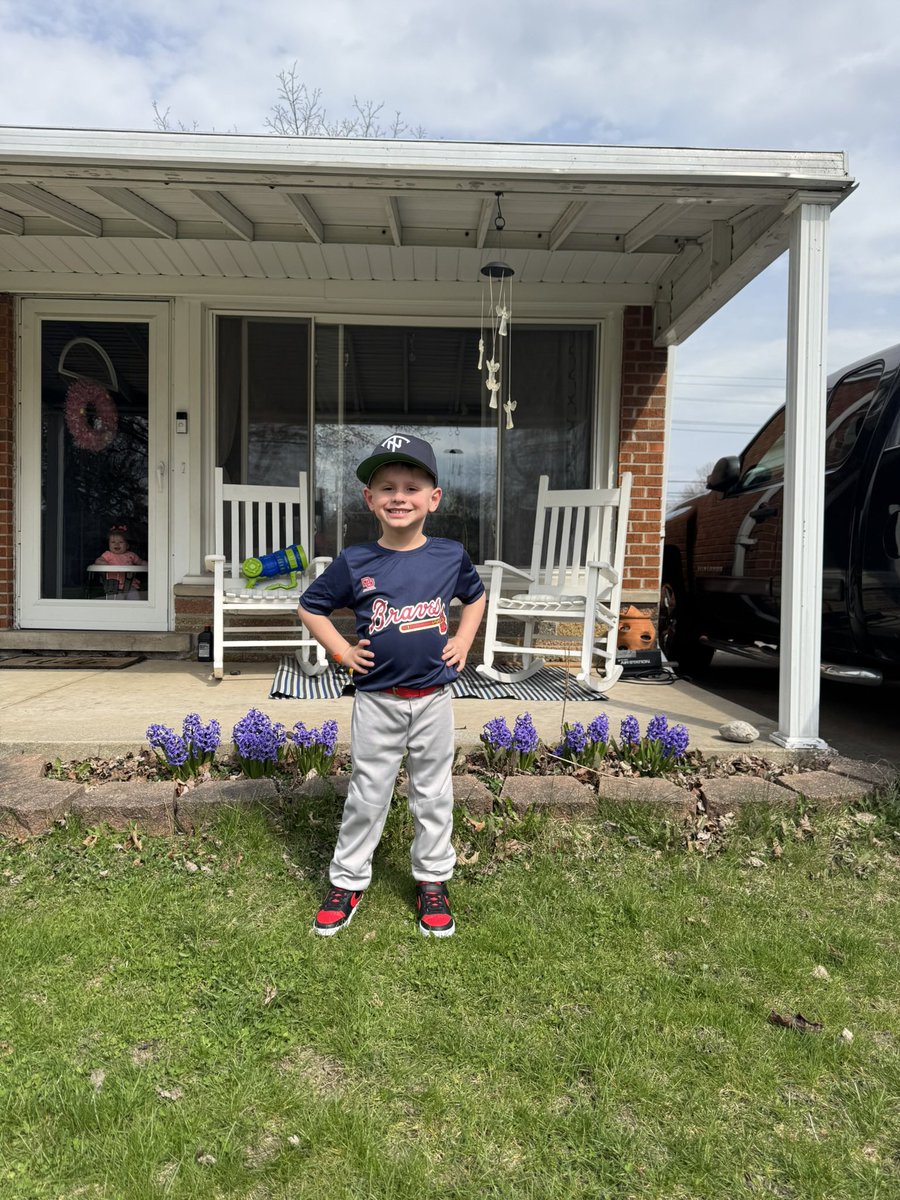 Amberalert27's tweet photo. Our boy had his first ever T-ball game this weekend. He did great and sissy was there to cheer him on. @MrTullySays https://t.co/ngsoqIS325