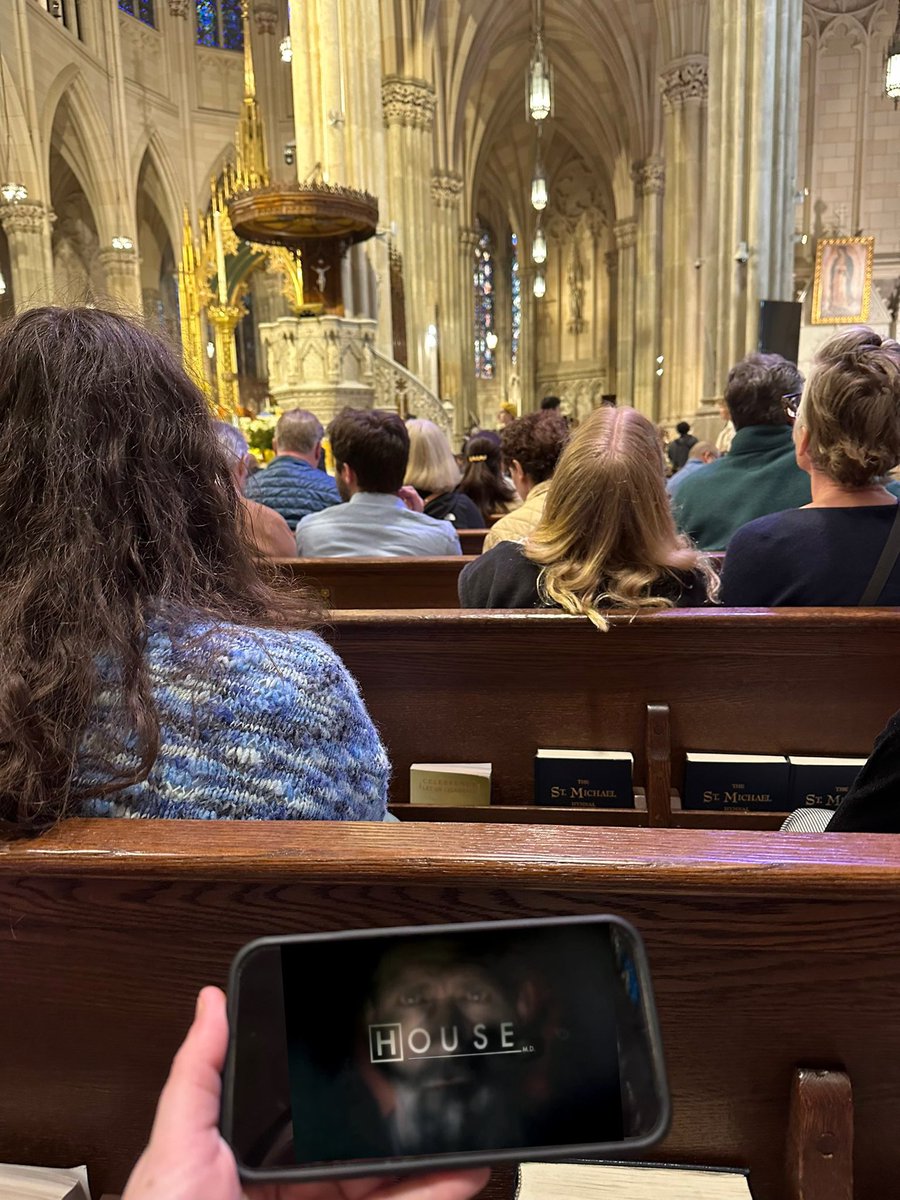 maria 🇵🇸 (@toplessoncology) on Twitter photo 