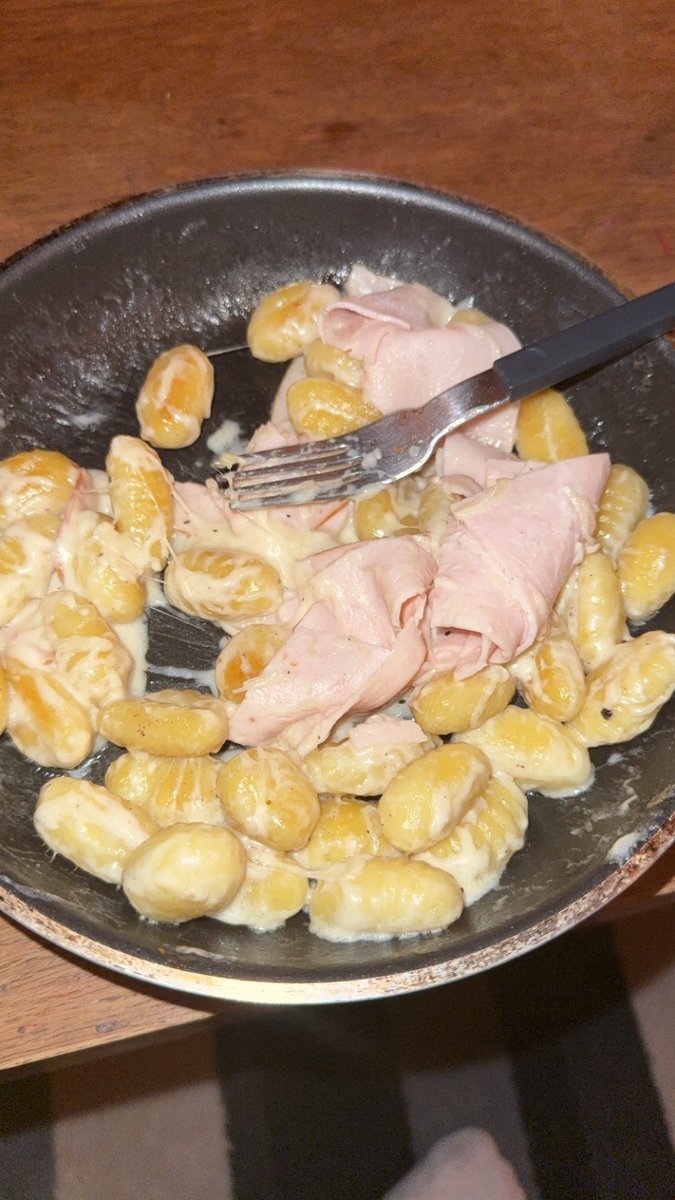 fushxuro's tweet image. 3ème repas #prise de masse j’ai la tech