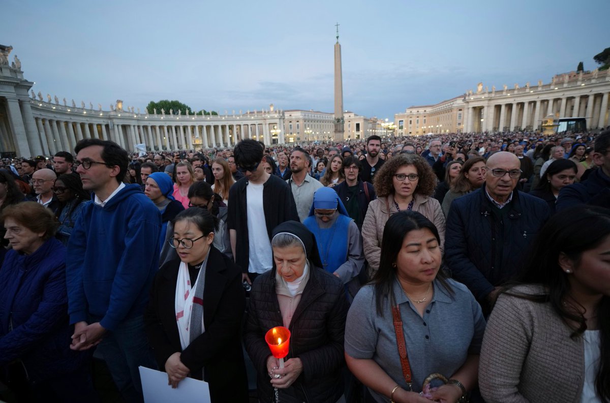 AP Noticias (@ap_noticias) on Twitter photo #ULTIMAHORA: Vaticano revela que el papa Francisco murió de un derrame cerebral que le provocó un coma y un fallo cardíaco irreversible.
Toda la información en vivo en <a href="/AP_Noticias/">AP Noticias</a>
apnews.com/live/papa-fran… #ULTIMAHORA: Vaticano revela que el papa Francisco murió de un derrame cerebral que le provocó un coma y un fallo cardíaco irreversible.
Toda la información en vivo en <a href="/AP_Noticias/">AP Noticias</a>
apnews.com/live/papa-fran…