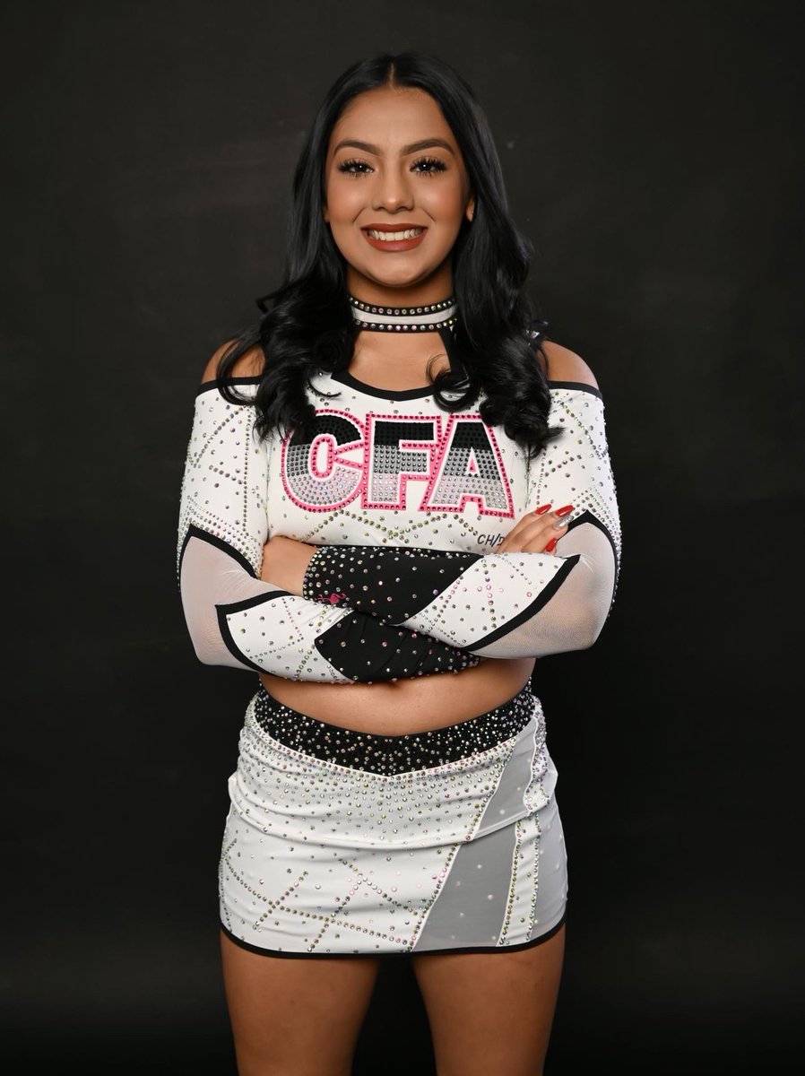 kassandram07's tweet photo. #AGTG - After a great conversation with Coach Lexie. I’m blessed to announce my first collegiate offer from @MidlandU Thank you to my parents &amp; family for the support throughout my journey! 
#GoWarriors 🧡💙
#Prep1Athlete
@MontwoodHSCheer 💚💙
#CheerForceAthletics 🩷🖤 https://t.co/Ujp9Nkn5k0