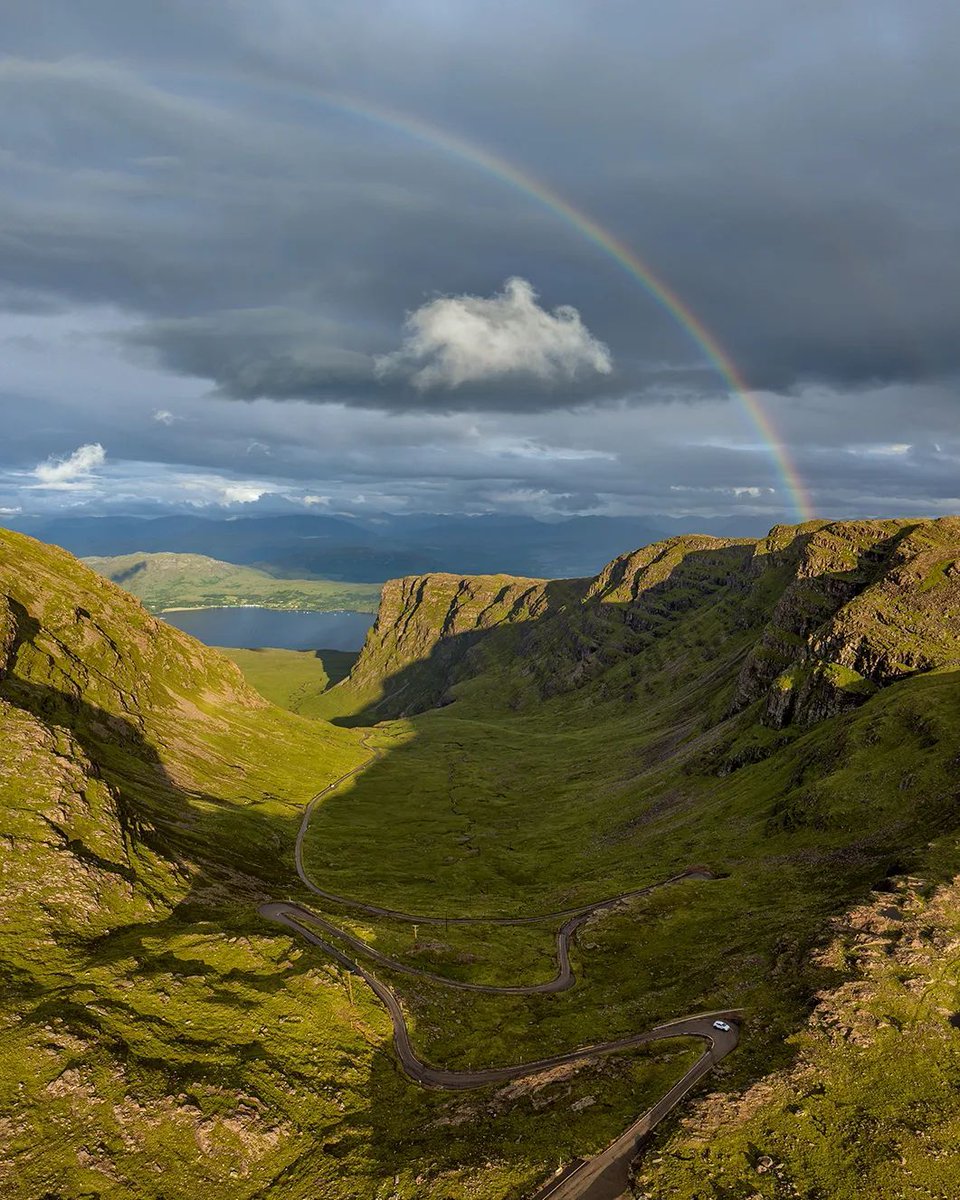 If you could take a road trip across #Scotland, where would ye go?! 😍🚗

📍 Bealach na Bà, #Highlands 📷 IG/northernwild.co.uk