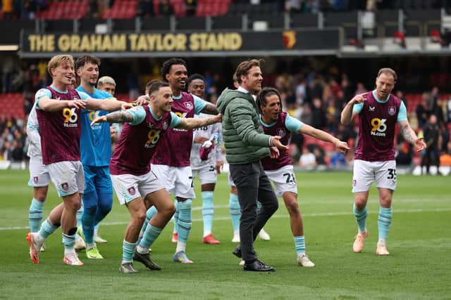 BURNLEY ARE BACKKKK IN THE PREMIER LEAGUE!!

Everyone's favourite underdog team are back in the big time.

One of the biggest and best supported clubs in the country!!

YESSSSSSS!!

#twitterclarets