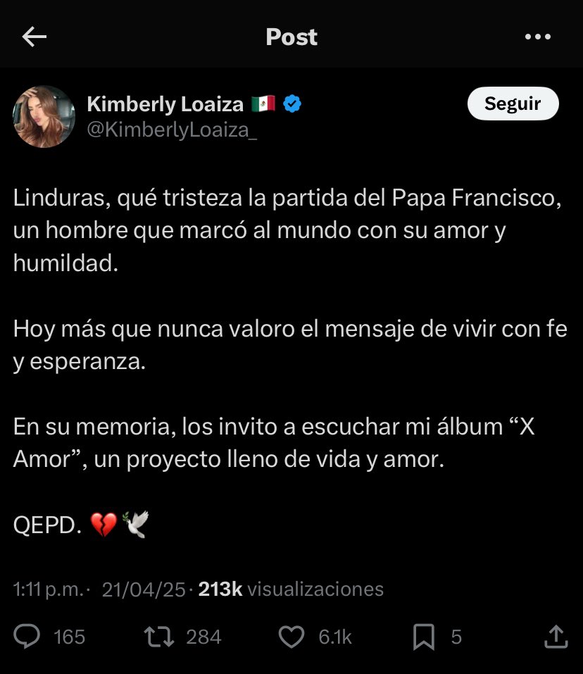 d1astristes's tweet photo. Diosss, no puedo con esta señora, ni un día ha pasado desde que se murió el papa y ya anda colgándose pa promocionar su álbum 😭 https://t.co/0eukiIUTsi
