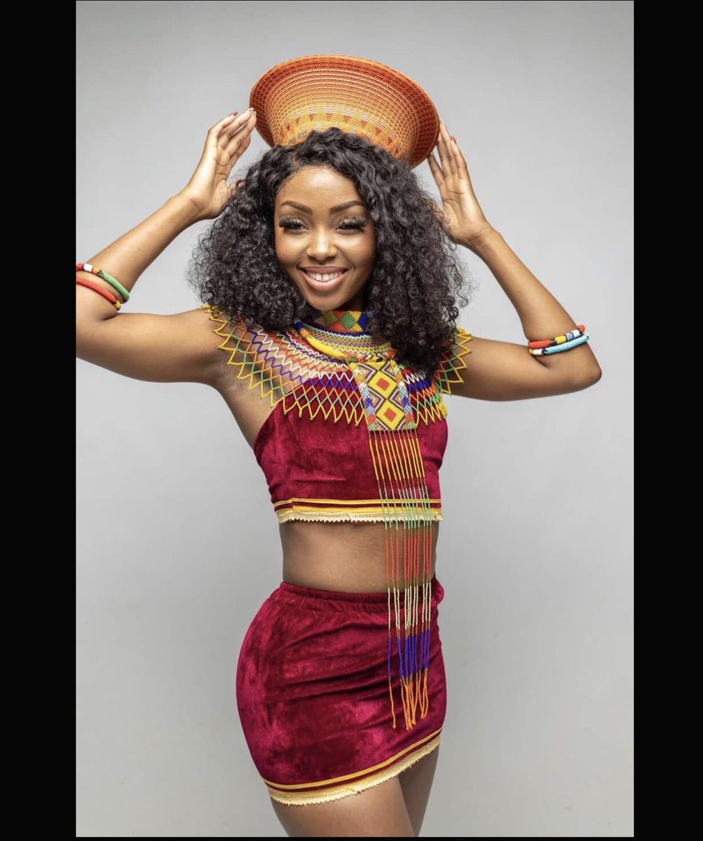 paperchaser_67's tweet photo. @METROFMSA Manifesting for Siphesihle mabaso to feature here in the near future,PLEASE GOD๐๐๐
#siphesihlemabaso
#bbmzansi
#amashinga
#emergingtalent https://t.co/eZKgO3LZQT