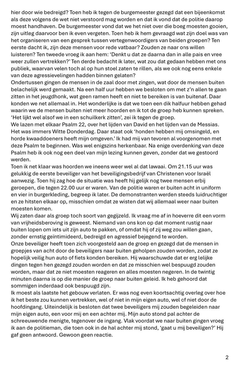 arendahaasnoot's tweet photo. Dit gaat zo mis!  Lees hoe Oscar Lohuis enorm belaagd wordt tijdens bijeenkomst in Zaltbommel. Eigen beveiligers moet oproepen terwijl politie en burgemeester NIETS doen behalve de demonstranten ruimte geven. Zelfs proberen in gesprek te laten gaan terwijl de agressie eruit spuit! Lees en huiver wat men op 17 april in ons land toestaat om demonstranten maar naar de ogen te kijken. Is dit recht op demonstratie - ordinair vandalisme of verstoren van religieuze bijeenkomst ? Zeg het maar…,