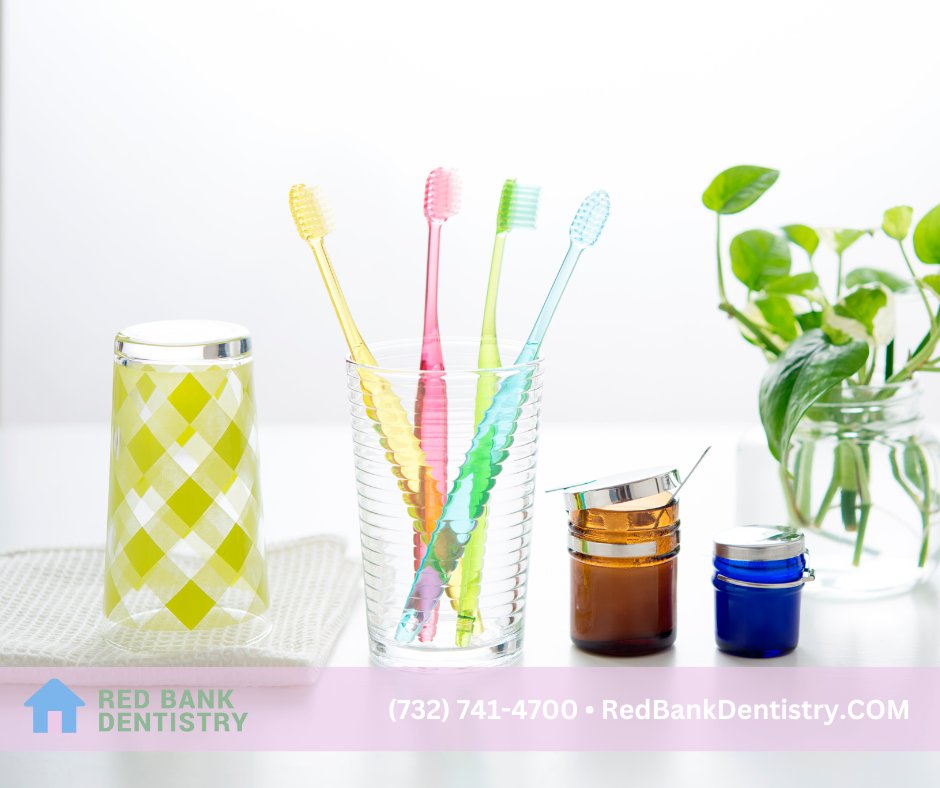RedBankDentist's tweet photo. 🐰🍬 Easter Candy Aftermath? Time to Brush Up! 🪥
✅ Brush twice a day for 2 minutes
✅ Floss away sticky candy bits
✅ Rinse with water after sugary snacks
Protect your smile after the sugar rush—your teeth will thank you! 🦷
#PostEasterTips #RedBankDentistry #BrushAndFloss https://t.co/6DVswebhn6