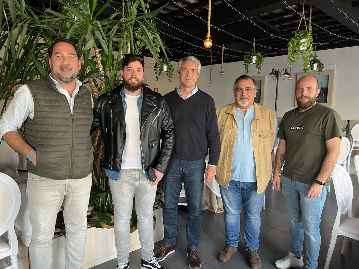 📻 #LaTertulia

🔷 Ya disponible en formato podcast la tertulia de la semana con Paco González, Fran Lema, Ismael Rosado y Paco Moreno

🗣️ Modera: Álvaro de la Calle

📍 Desde Restaurante Antonio

Formato podcast ➡️ xerezdfcradio.com/?tertulia=1