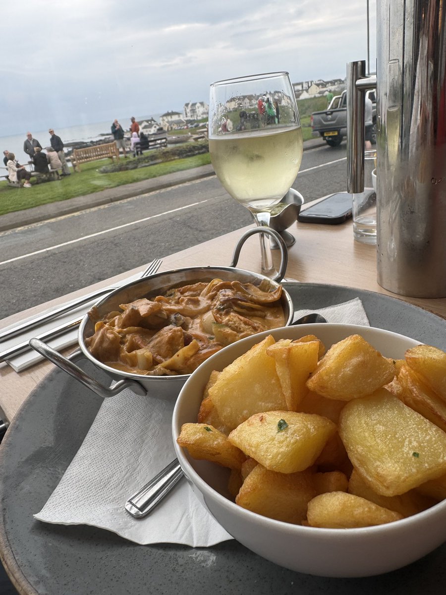 Beautiful meal in <a href="/BayviewHotelni/">Bayview Hotel</a> 🥘