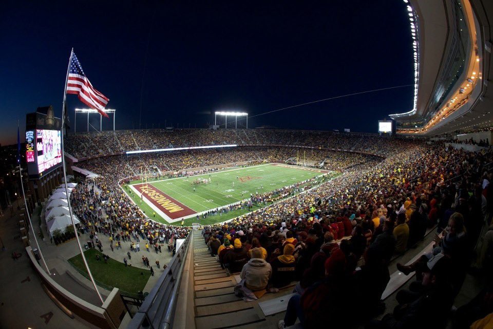 Stadium of the Day 🔥

🏟️ Huntington Bank Stadium
📍 Minneapolis, Minnesota
🗣️ 50,800
🏗️ September 12, 2009