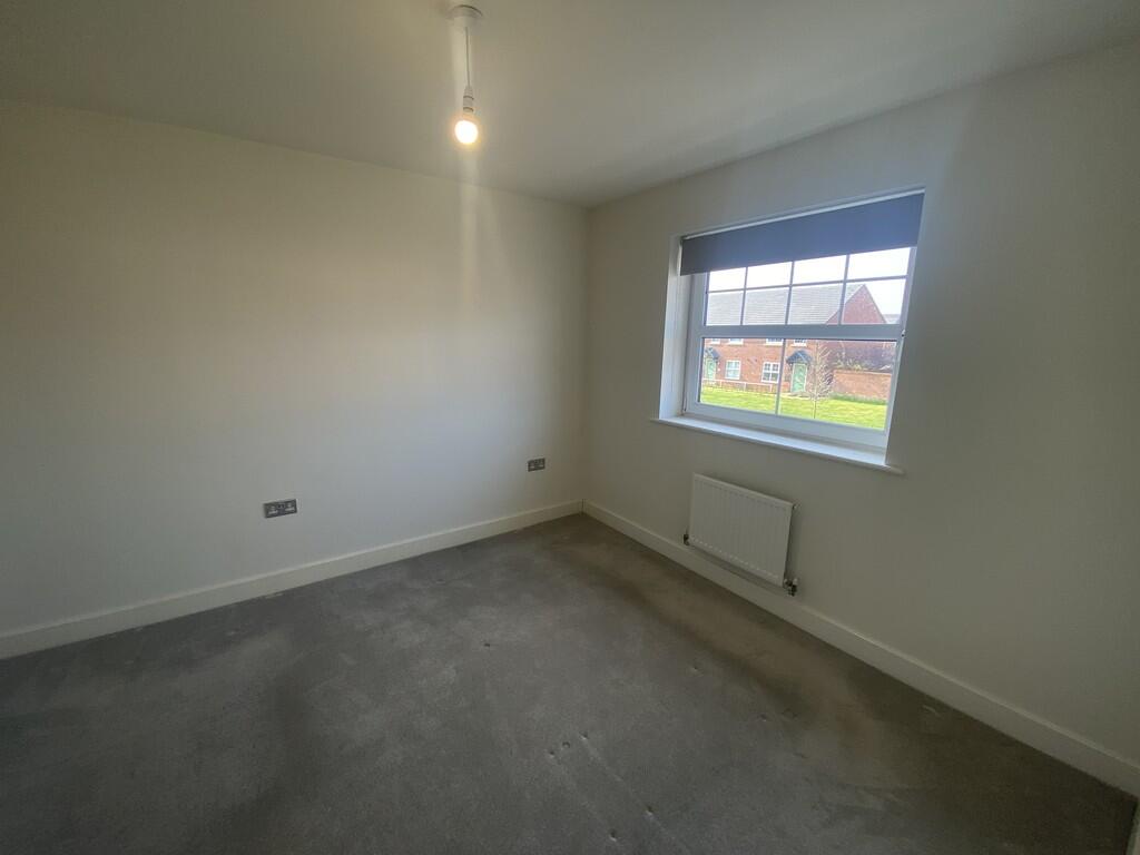martinco_crewe's tweet photo. ⭐RECENTLY REDUCED ⭐ 

🏡 - 3 bedroom semi-detached house, Seacroft Moor Grove, Nantwich
💷To Rent - £1,250 PCM Deposit £1,442 unfurnished

☎Contact our helpful agents on 0170 611333 for more info.

#martinandco #rental #Nantwich https://t.co/8cXmtC0zR1