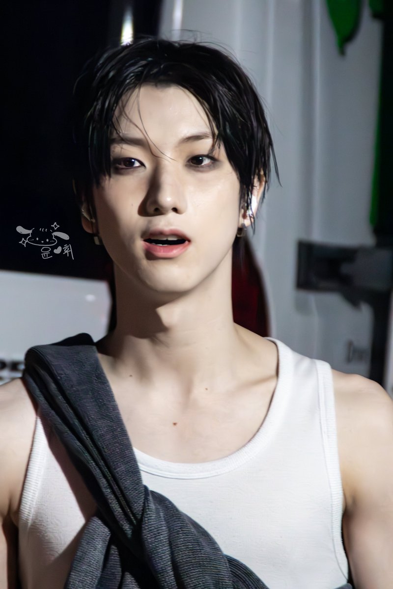 4.20.2025 DENVER DY

<a href="/JUSTB_Official/">JUST B Official</a>
<a href="/JUSTB_twt/">JUST B</a> 

#JUSTB #JUSTB_WORLD_TOUR #JUSTB_TOUR_2025 #저스트비 #ONLYB #DY #Doyum #디와이 #전도염