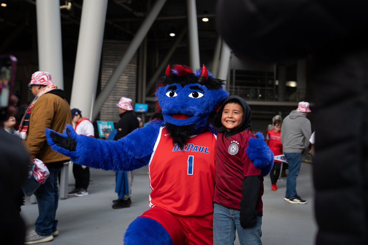 DePaul Athletics (@depaulathletics) on Twitter photo DIBS had a blast for DePaul Night at the <a href="/ChicagoFire/">Chicago Fire FC</a> on Saturday, including some special guests from @DePaulMSoc!
#BlueGrit π΅π DIBS had a blast for DePaul Night at the <a href="/ChicagoFire/">Chicago Fire FC</a> on Saturday, including some special guests from @DePaulMSoc!
#BlueGrit π΅π