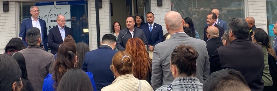 Honored to celebrate Sen. Cervantes' new office opening in Berwyn last week! My team and I look forward to our continued partnership in helping constituents appeal the overassessment of their property.
<a href="/SenCervantesIL/">Senator Javier Loera Cervantes</a> 
#propertytax   
#cookcounty
