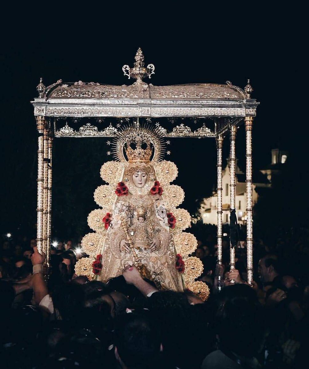corormacarena's tweet photo. 𝐋𝐔𝐍𝐄𝐒 𝐃𝐄 𝐑𝐎𝐂𝐈𝐎 | 
En 7 lunes será Pentecostés…

“Eres Lirio en los caminos,
guía de los peregrinos
que van andando hacia Ti. 
Eres;
Peregrina y Almonteña,
Mariposa Marismeña,
Reina en tu hermoso jardín.”

✏️: Pilar Liébana 📸: @hdadmatrizrocio https://t.co/wNo1zluFGK
