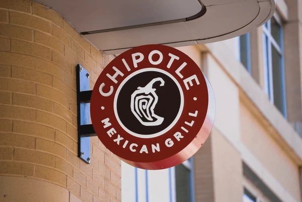 Chipotle Mexican Grill have announced they intend to open their first-ever restaurant in Mexico next year.