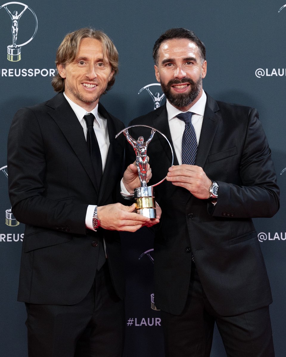 👏 ريال مدريد يحصل على جائزة لوريوس <a href="/LaureusSport/">Laureus</a> لأفضل فريق العام!