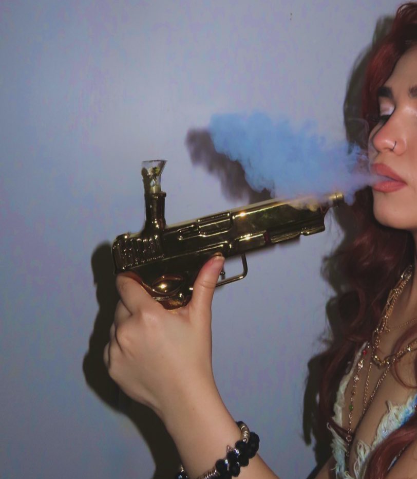 Gold glock glass pipe 🔥🔥
By <a href="/Dopebunnysmoke/">Dope Bunny</a> 🐰 

Go check them out 👇 
dopebunnysmokeshop.com