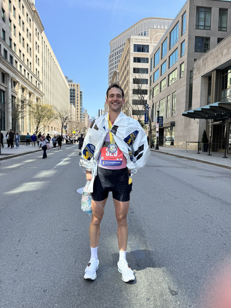 Brady Holmer tweet media