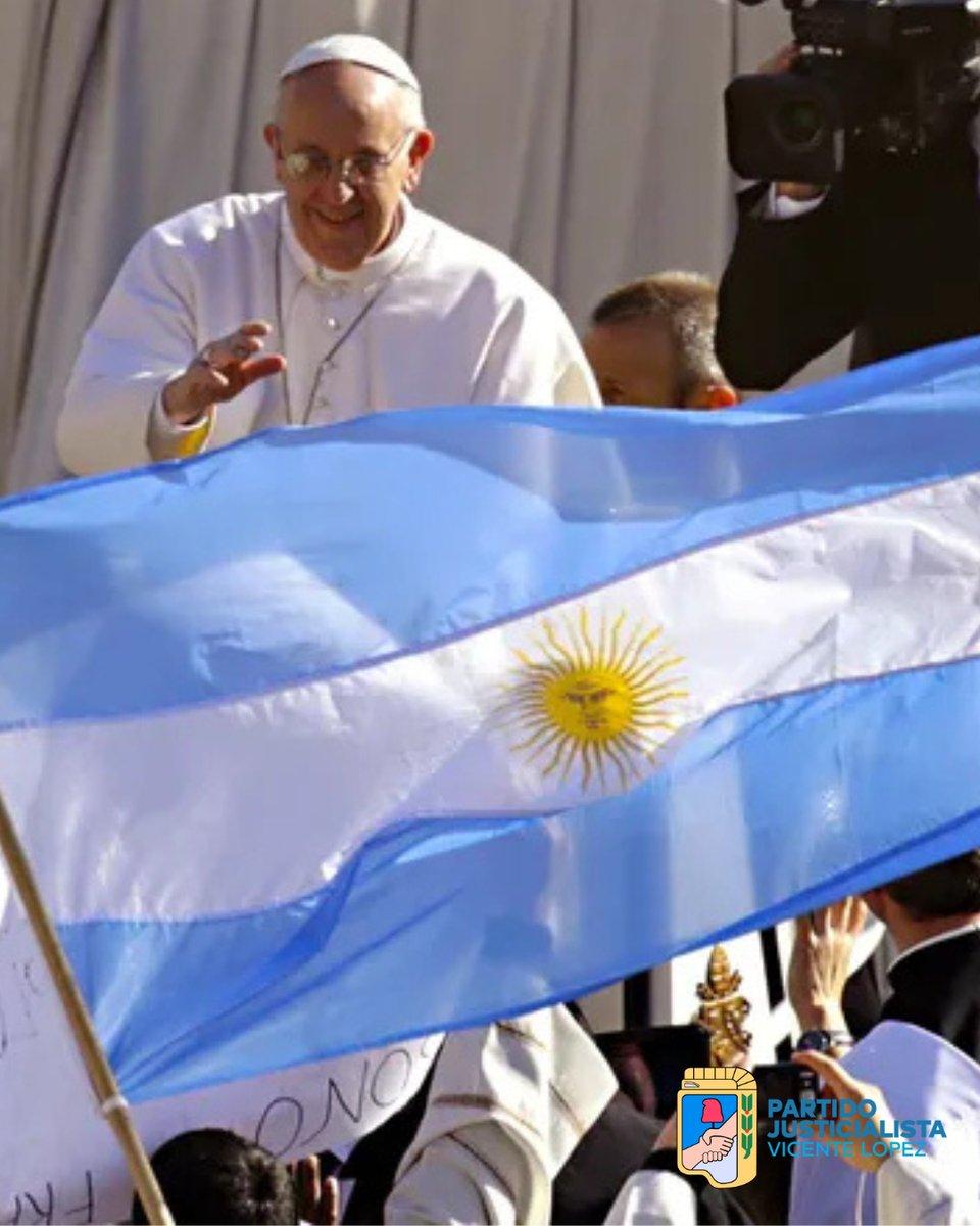 🤍🕊️ Papa Francisco 🇦🇷
Que en paz descanses 😪 

Argentino, abanderado de la Justicial Social, comprometido con las causas de los pueblos y los más desprotegidos, un líder mundial que trascendió la religión y que deja un legado imborrable.