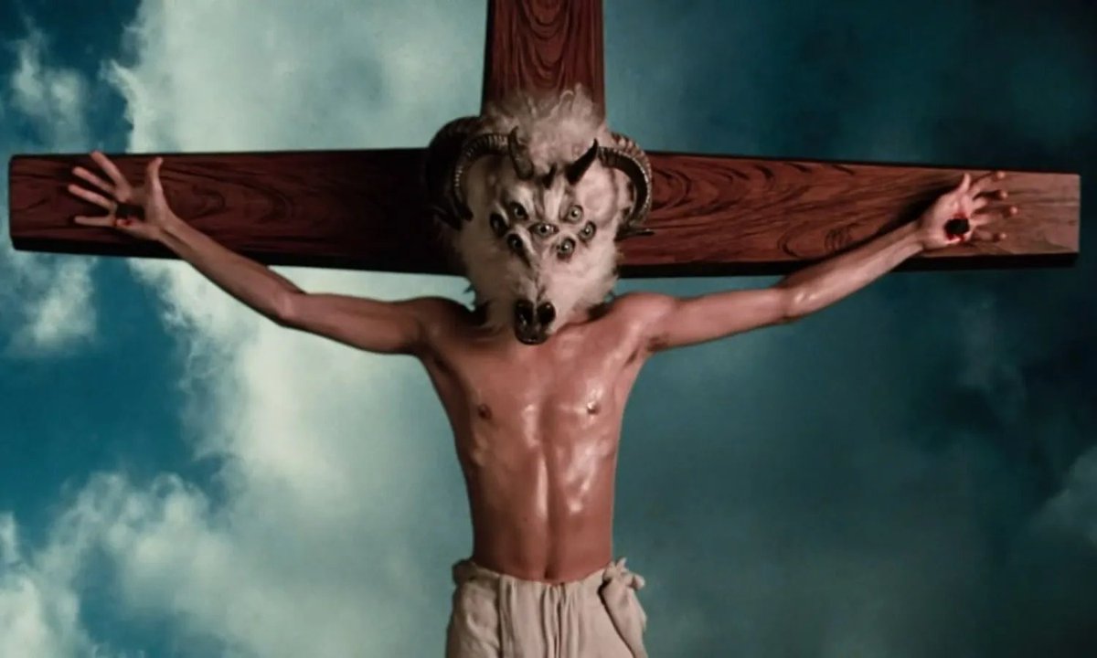 basedgizmo's tweet photo. Currently watching one of the most beautiful movies I've seen in a while https://t.co/pngGJcGfI1